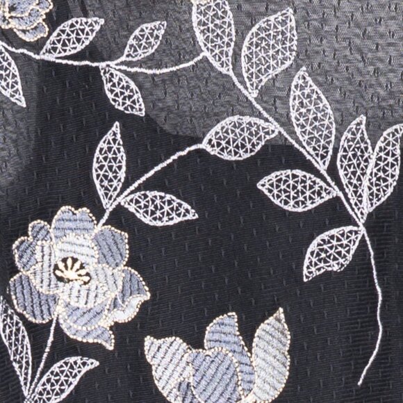 Vince Camuto Black Sheer Embroidered Floral Flutter Short Sleeve Blouse XS - Picture 3 of 6